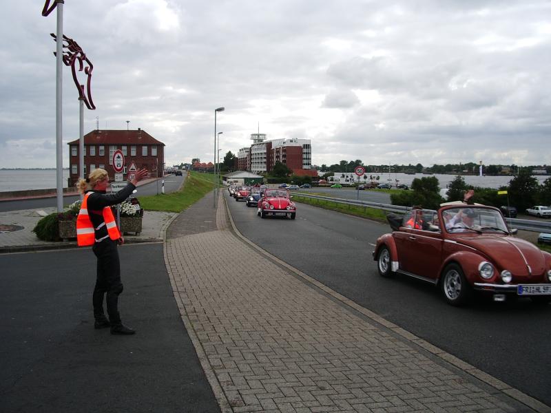 IMGP2622 An der Rampe zur KW-Brcke
T1 Cabrio 1303